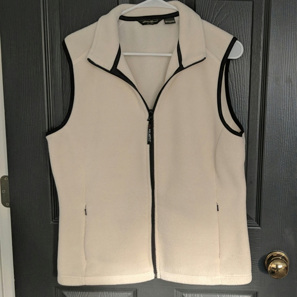 COPY - White/cream Eddie Bauer fleece vest